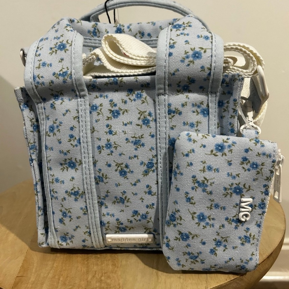 Blue Floral Bag Set
